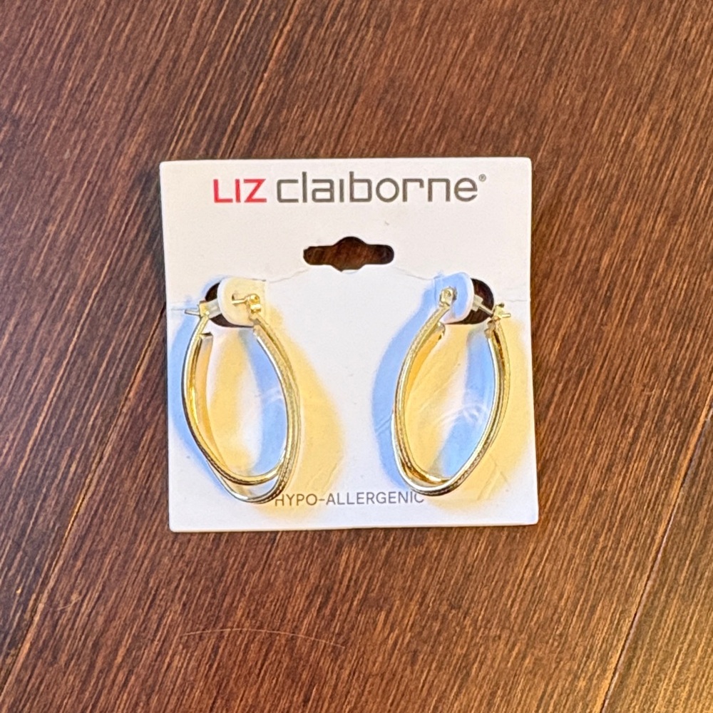 LIZ CLAIBORNE Gold Earrings
